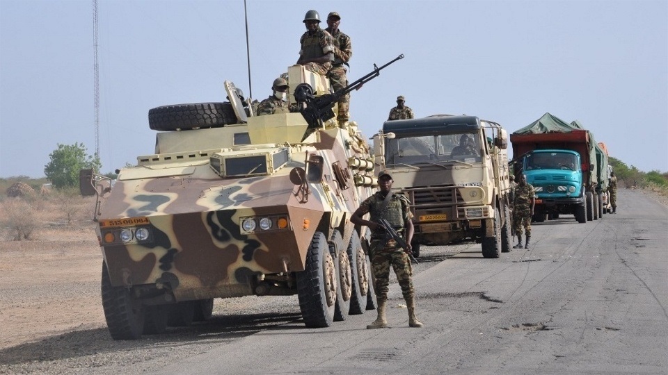 Cameroon army - convoy in Far North