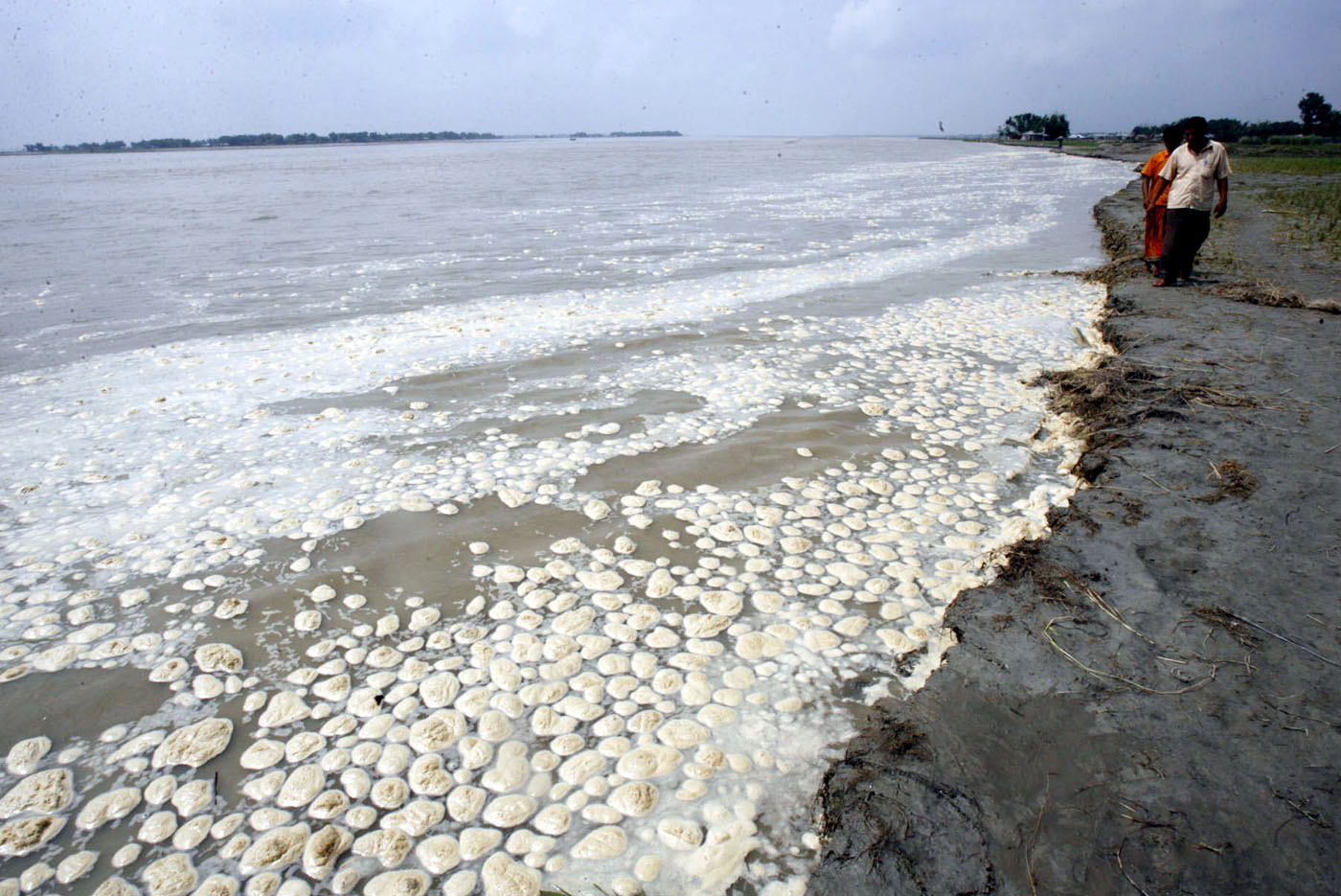 The Teesta river continues to erode its southern bank in the northwestern region of Bangladesh. This photograph was taken on 2 October 2007.