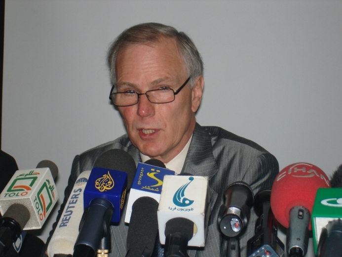 Philip Alston called on different warring parties in Afghanistan to immediately cease unlawful killings of civilians.