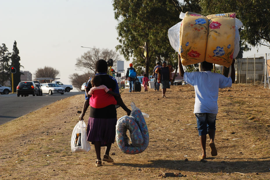 Migrants displaced by the recent xenophobic attacks have begun moving out of their temporary shelters in Gauteng, which were to have been closed by 15 August 2008