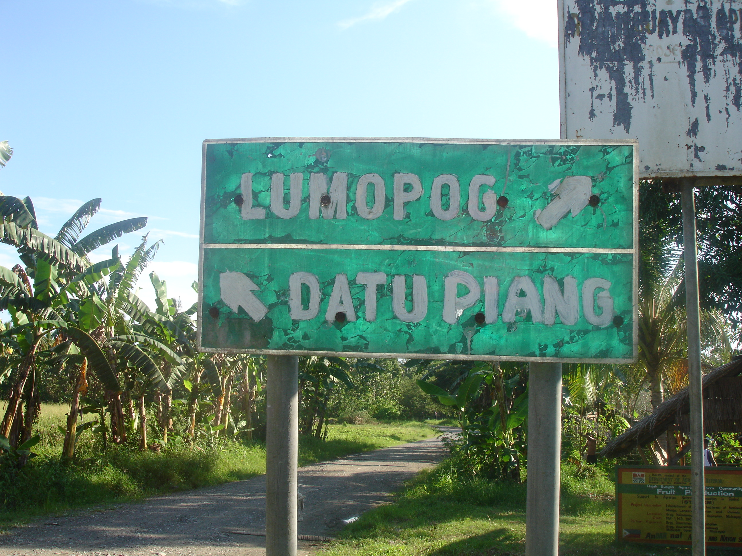 The road to Datu Piang, home to the largest number of displaced persons on the southern Philippine island of Mindanao.