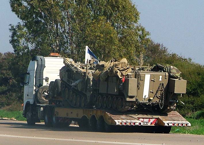 Israel mobilises reserve troops along the Gaza border on the 17th day of operation 'cast lead'
