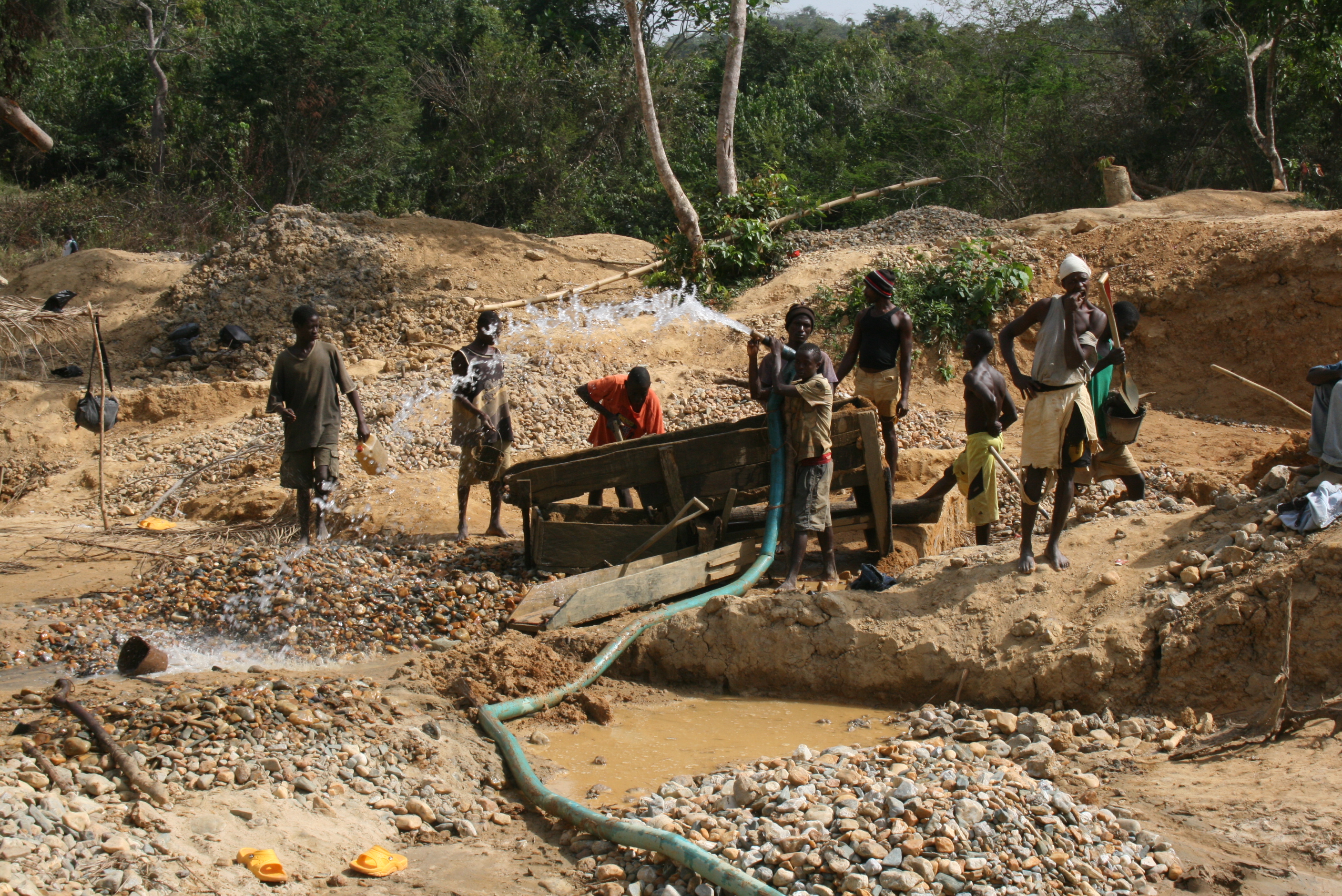 Artisanal diamond miners from Kumdoma village in Sandoh chiefdom in northern Kono. They say artisanal mining no longer pays, with diamond prices down and diamond sightings increasingly rare.