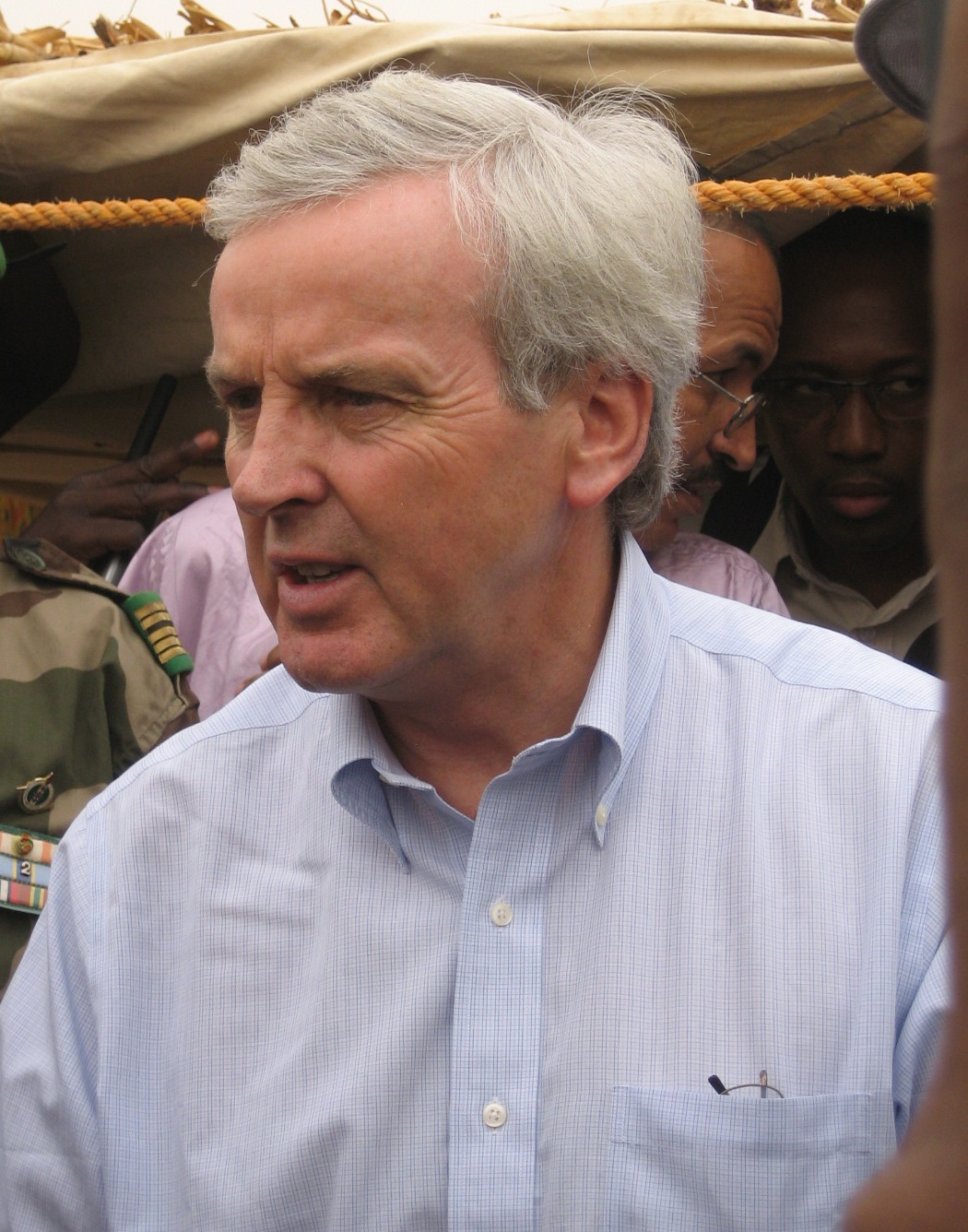 John Holmes, UN Emergency Relief Coordinator, during a field visit in the region of Zinder, Southern Niger. April 2010