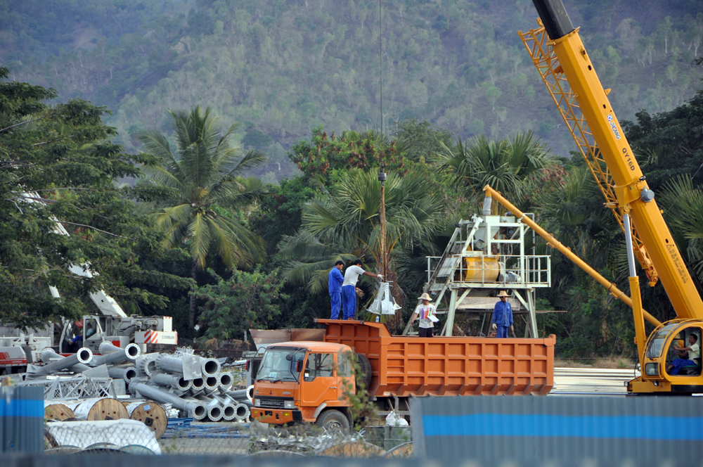 Construction of the controversial Hera power station aims to provide electricity to everyhome in Timor Leste