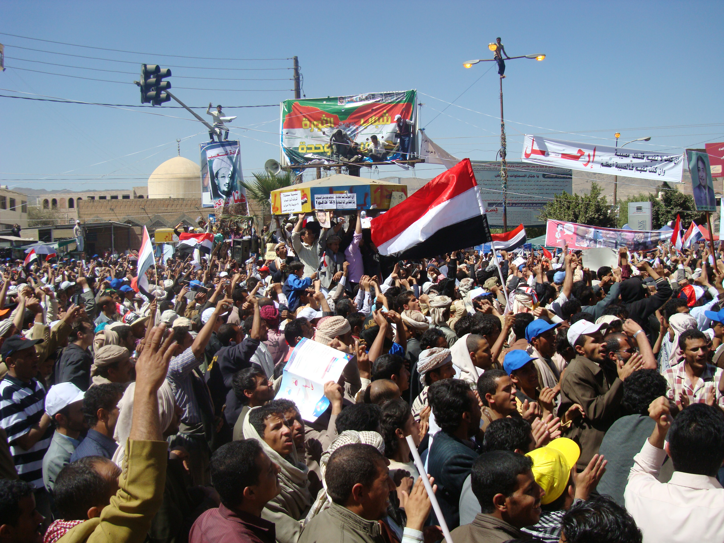 Protesters in Sanaa opposed to the power transition deal that gave Saleh immunity from prosecution