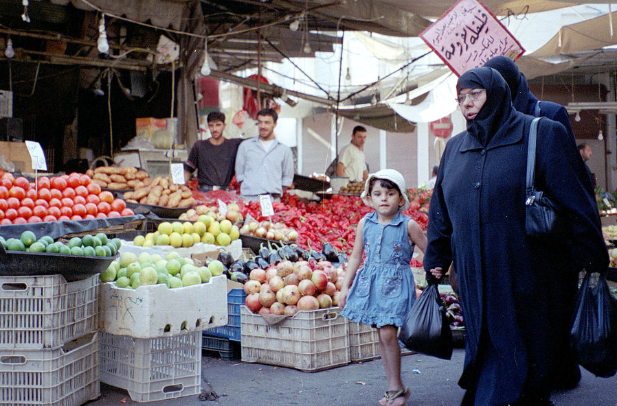 A food market in Damascus, Syria. The FAO says the 2011-2012 unrest in Syria has led to localized shortages in certain markets