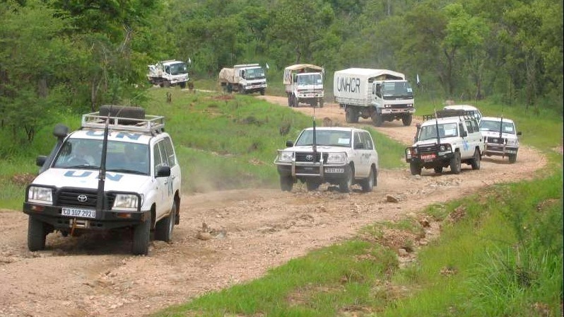 A UNHCR convoy carries refugees from South Sudan home from Uganda
