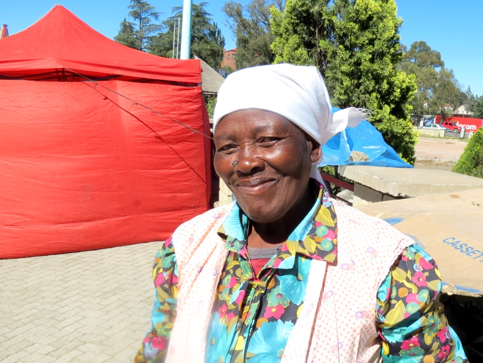‘Mammuso Lebakeng – Crafts trader, Lesotho