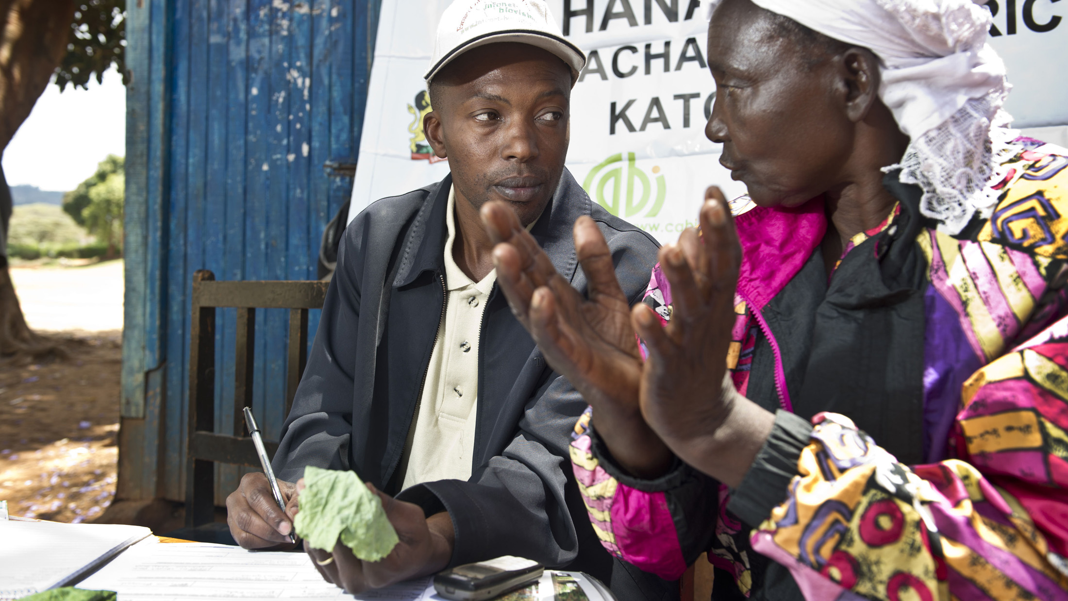 A plant health clinic in Machakos, Kenya