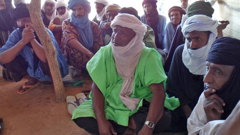Tuaregs discuss the future of northern Mali in Burkina Faso's Mentao camp