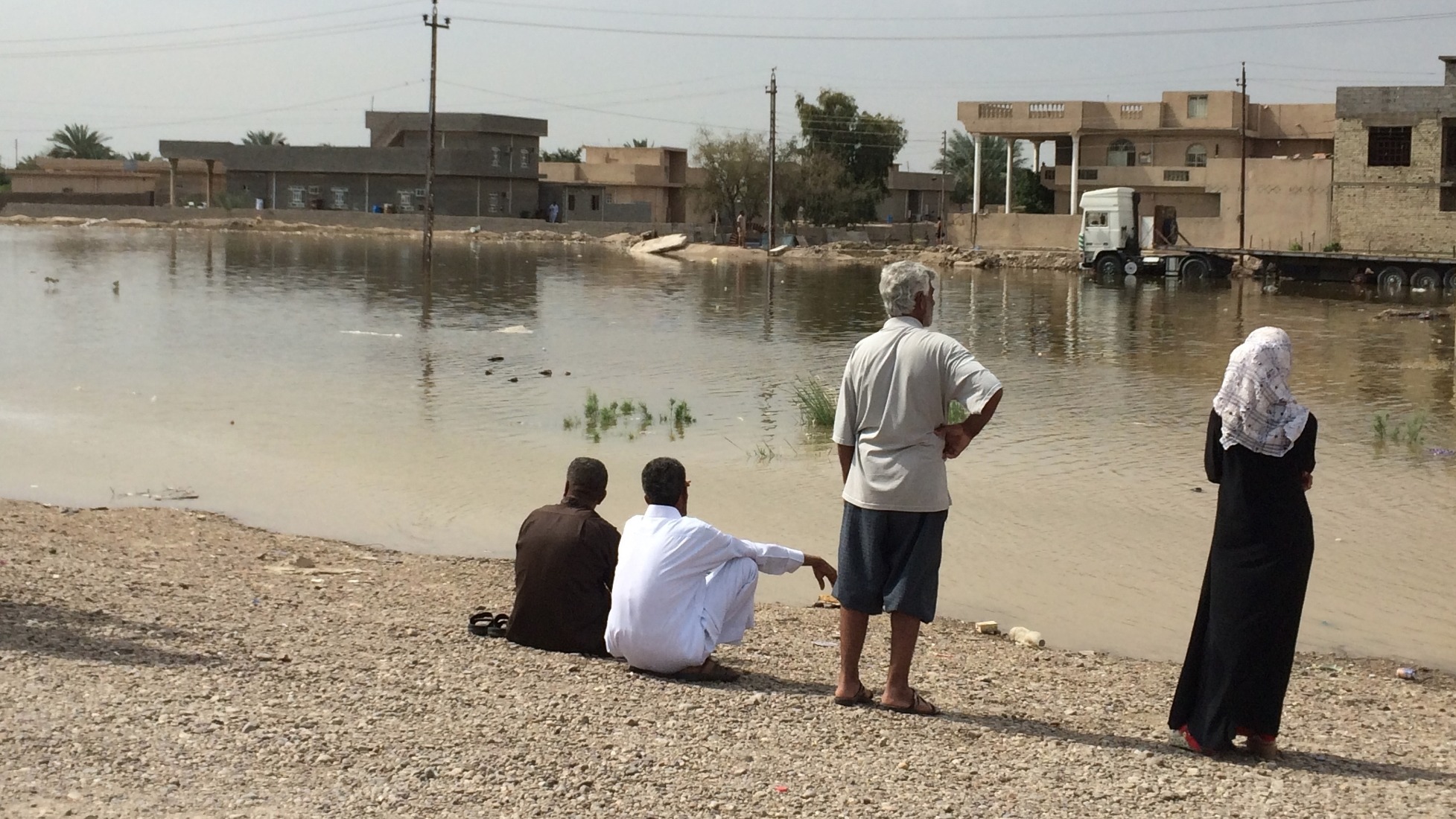 Militants for the Islamic State of Iraq and the Levant (ISIL) caused flooding in the Iraqi city of Abu Ghraib when they forced the closure of a major dam on the Euphrates river, destroying villages and farms across a 200sqkm area west of Baghdad, leaving