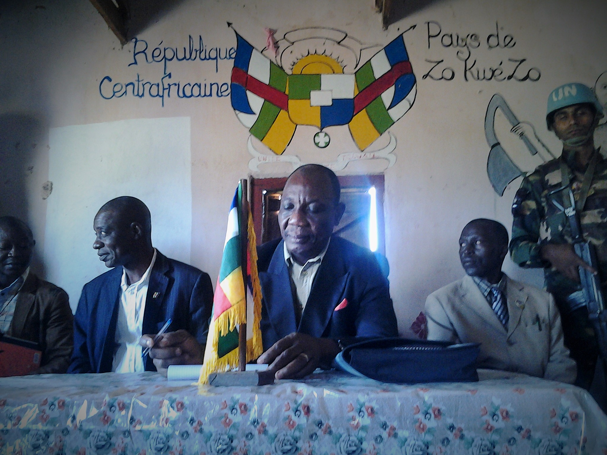 Minister of Communications Victor Wake leads consultations in the town of Baoro in April 2015 as part of reconciliation efforts in the Central African Republic