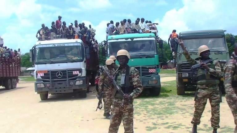 Since the beginning of July, several trucks, like this one, have been leased by the Cameroonian authorities to repatriate to Nigeria many refugees without legal status.