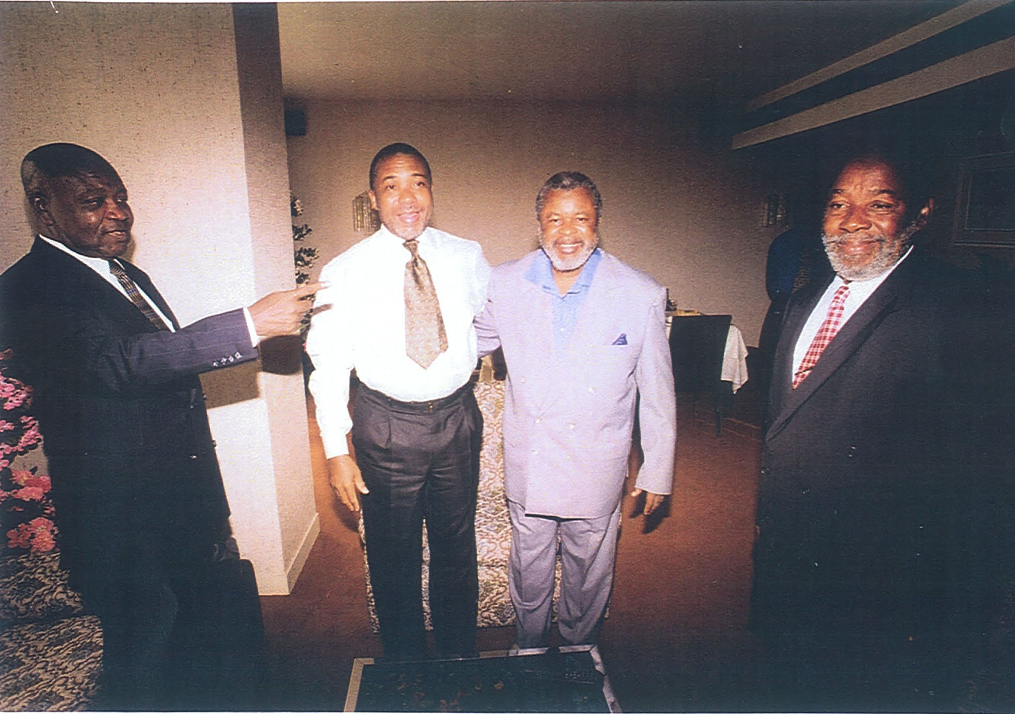 Left to right: Tambakai Jangaba, Taylor Foday, Sankoh, leader of the ruf and kpoto mfi