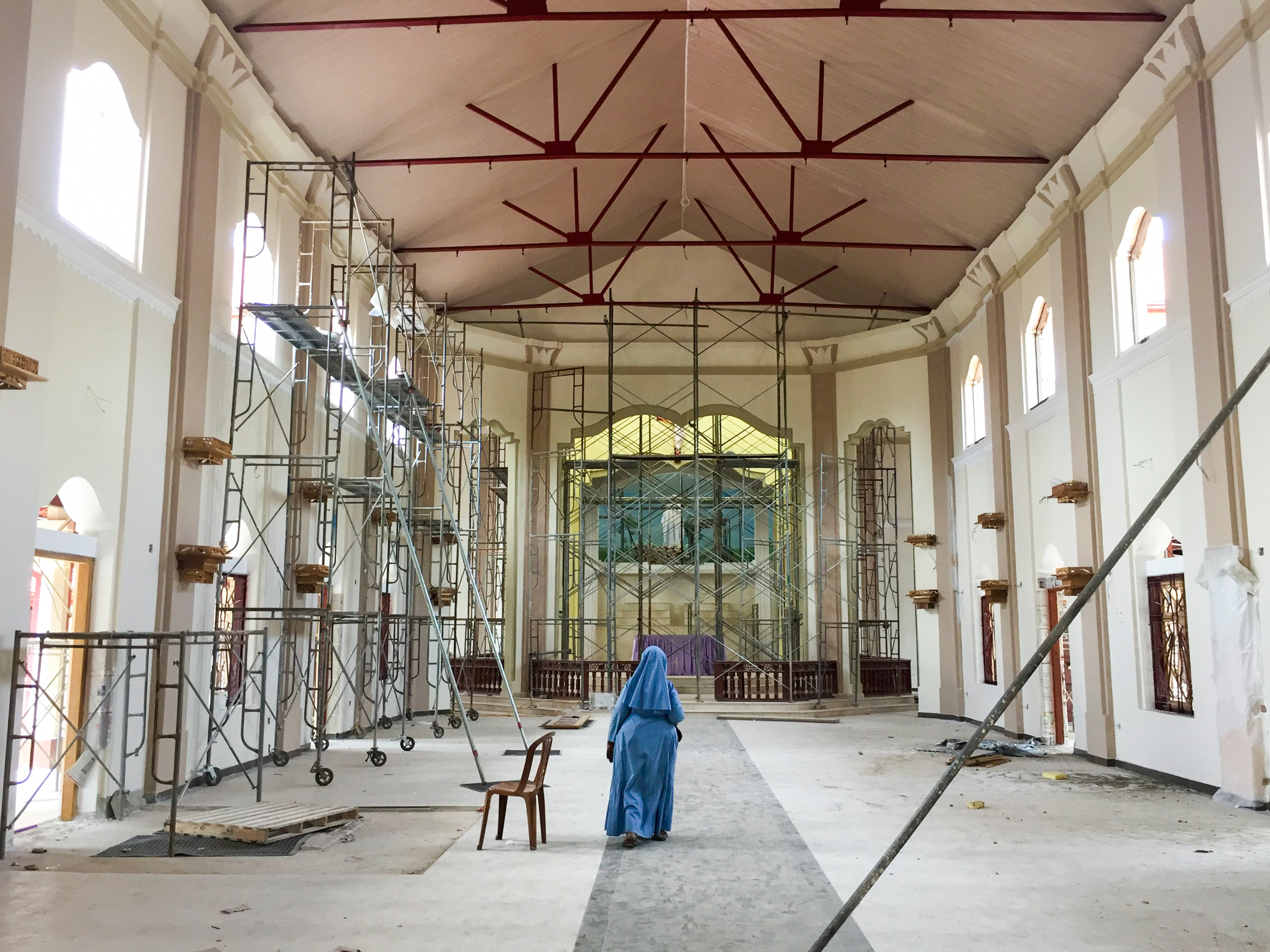 Photo of a nun in church in Negombo, Sri Lanka.