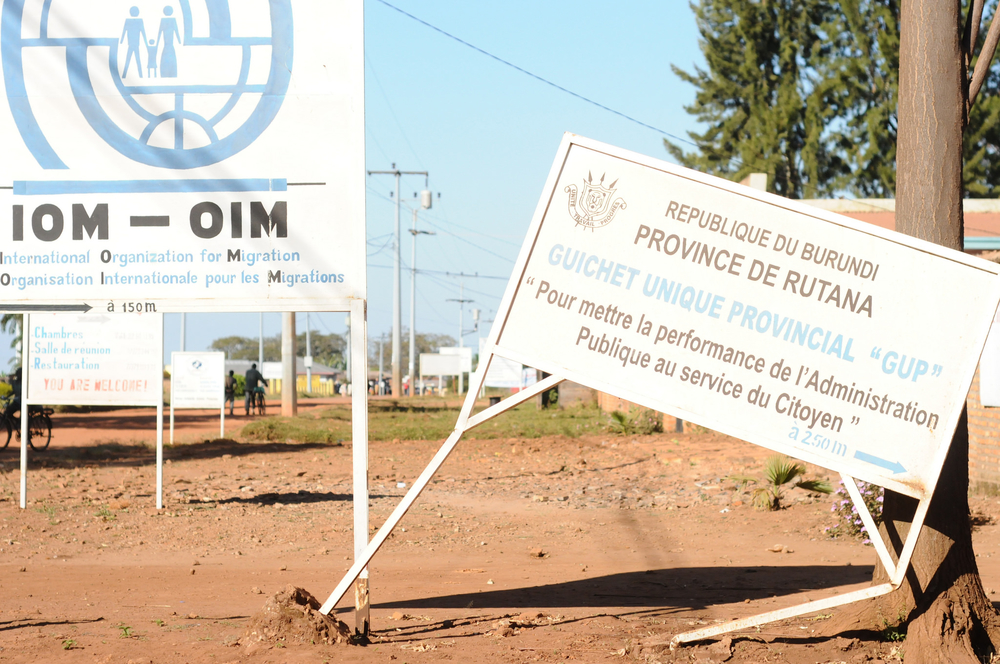 Two signs on the roadside