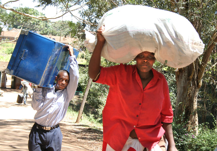 Internally displaced people seek shelter at Jamhuri Park, Kenya. January 2008. Majority of people have been displaced following the post election violence that has been rampant in most parts of Kenya.