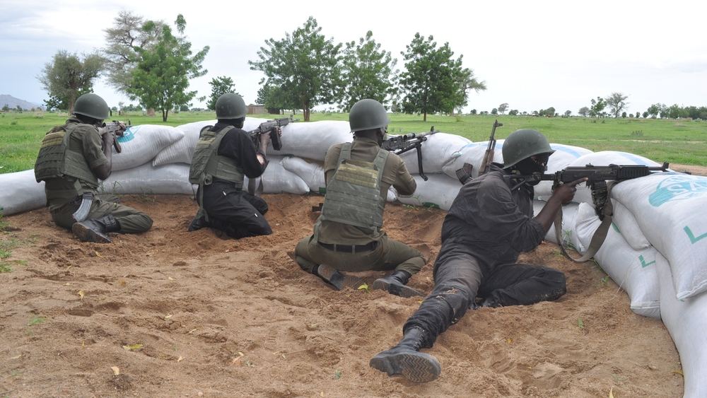 Cameroon military on the lookout against BH at the frontier locality in Kolofata. March 2015.