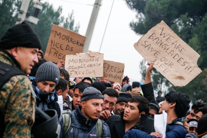 Protest by migrants from Bangladesh and Morrocco