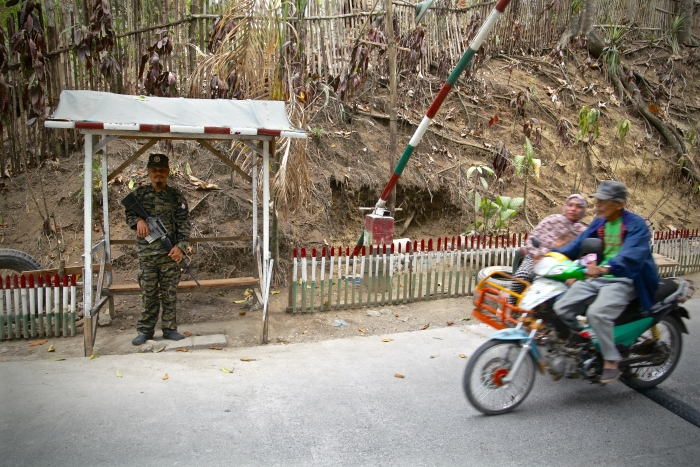An MILF soldier at a checkpoint