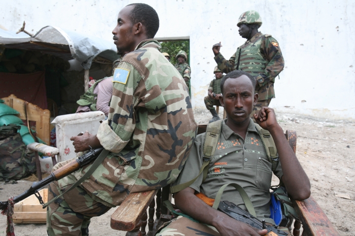 Somali troops with Ugandan AMISOM forces