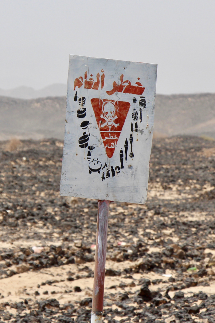 Photo of warning sign in Yemen