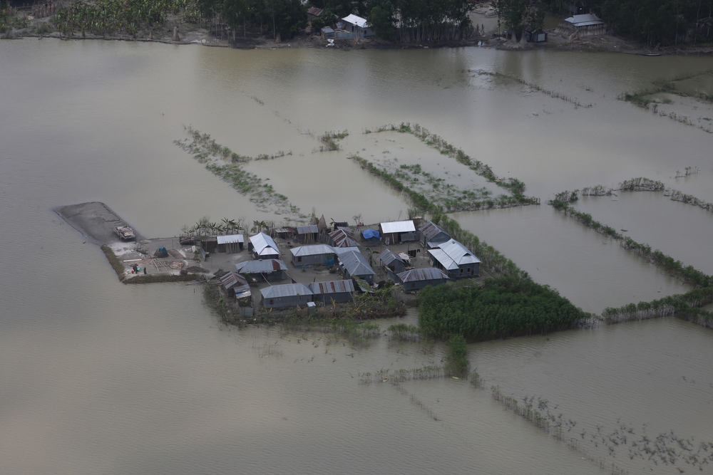 The New Humanitarian In floodprone South Asia, early warning systems