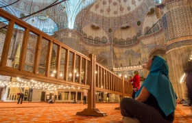 The problem of medieval villages and earthquakes Mosque.jpg?k486