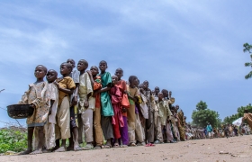 Nigerian nternally displaced children waiting for ready-to-use therapeutic food
