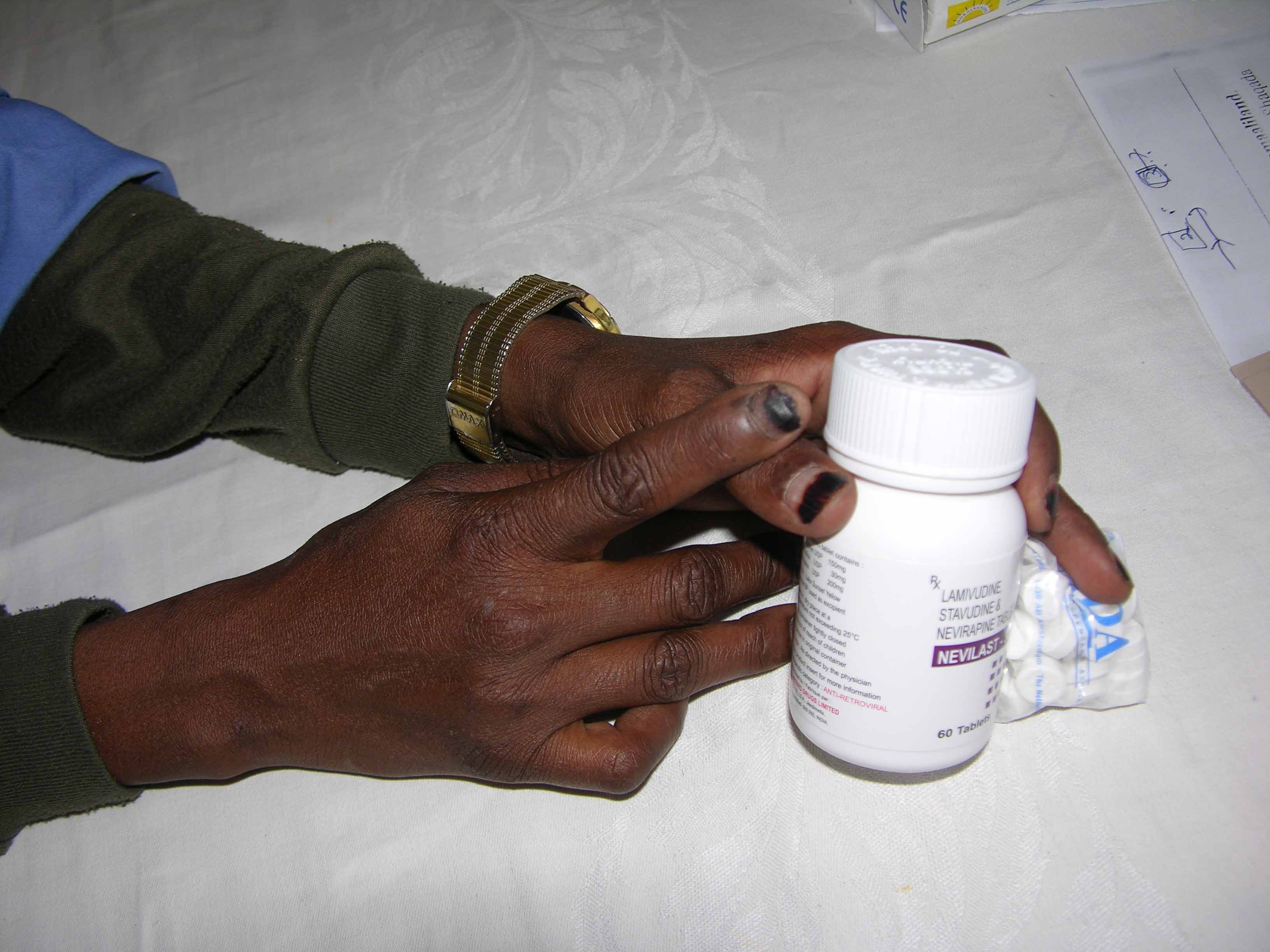 The New Humanitarian Antibiotic plus ARVs could halve HIV mortality
