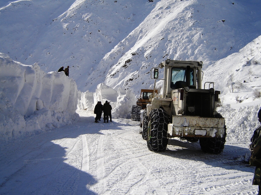 Avalanches in Salang Tunnel on 8-9 February killed over 15 passengers and wounded dozens more, government said