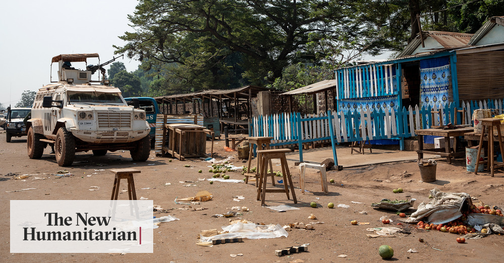 The New Humanitarian | Thousands flee rebel attacks in Central African Republic - Vimarsana News