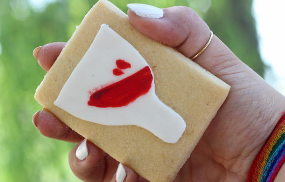 A cookie with a menstrual cup distributed at Jeyetna, a two-month festival that is part of efforts to raise awareness about worsening period poverty in Lebanon. 